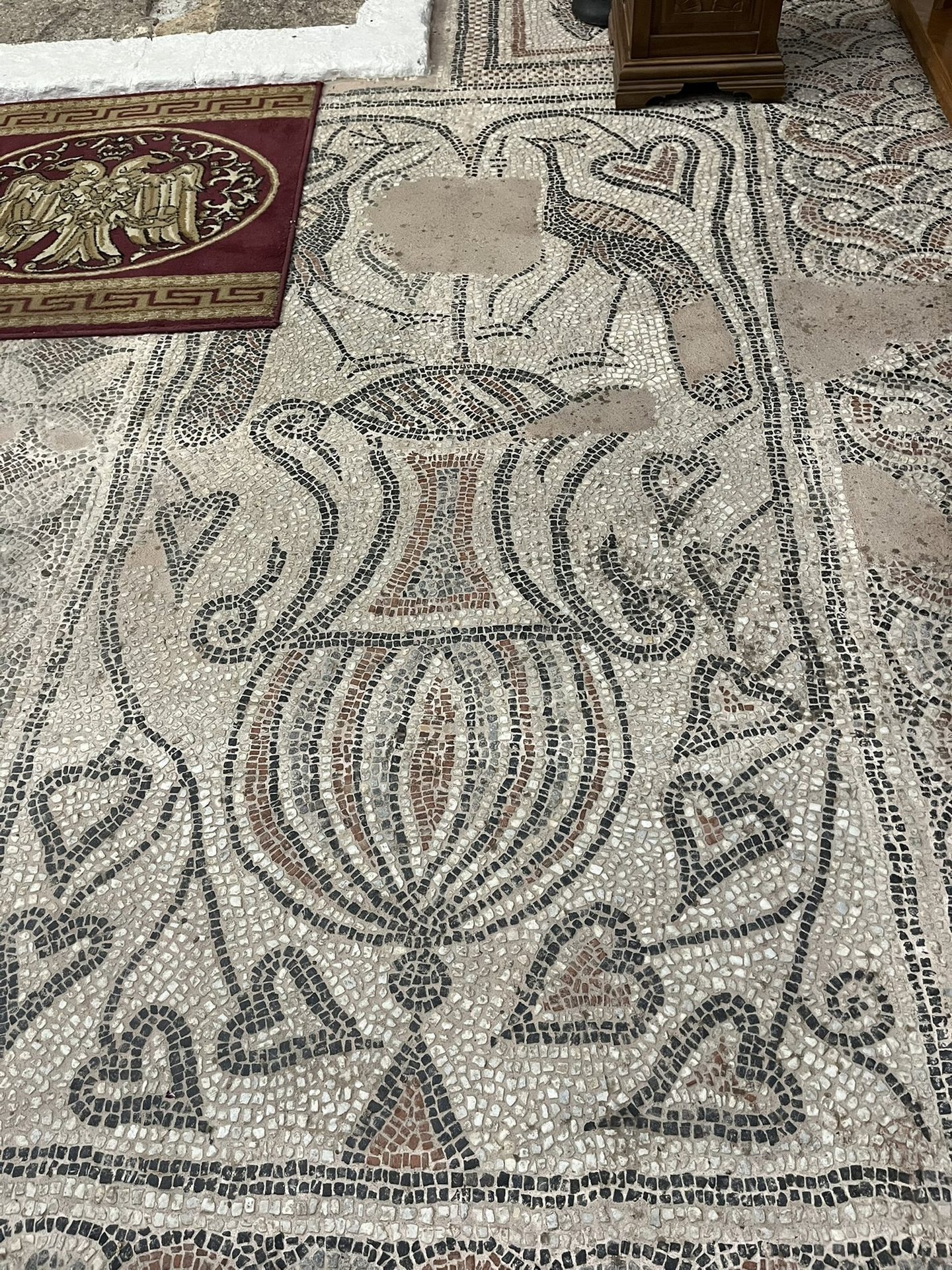 Syia, Lissos, Elyros: the old cities under the pebbles